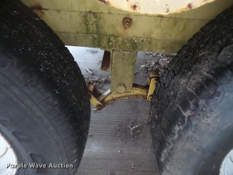 image for item DF7659 2007 Starlite utility trailer