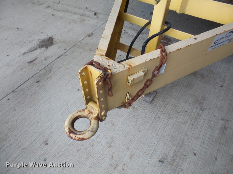 image for item DF7659 2007 Starlite utility trailer