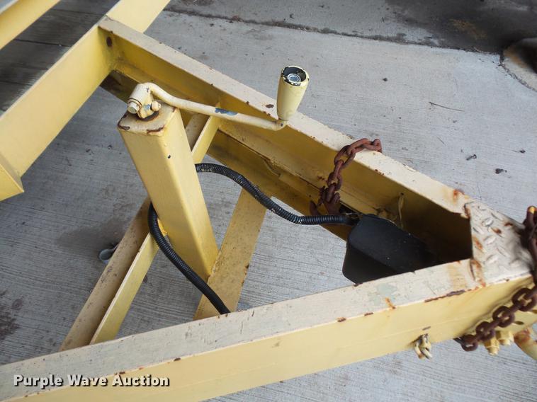 image for item DF7659 2007 Starlite utility trailer