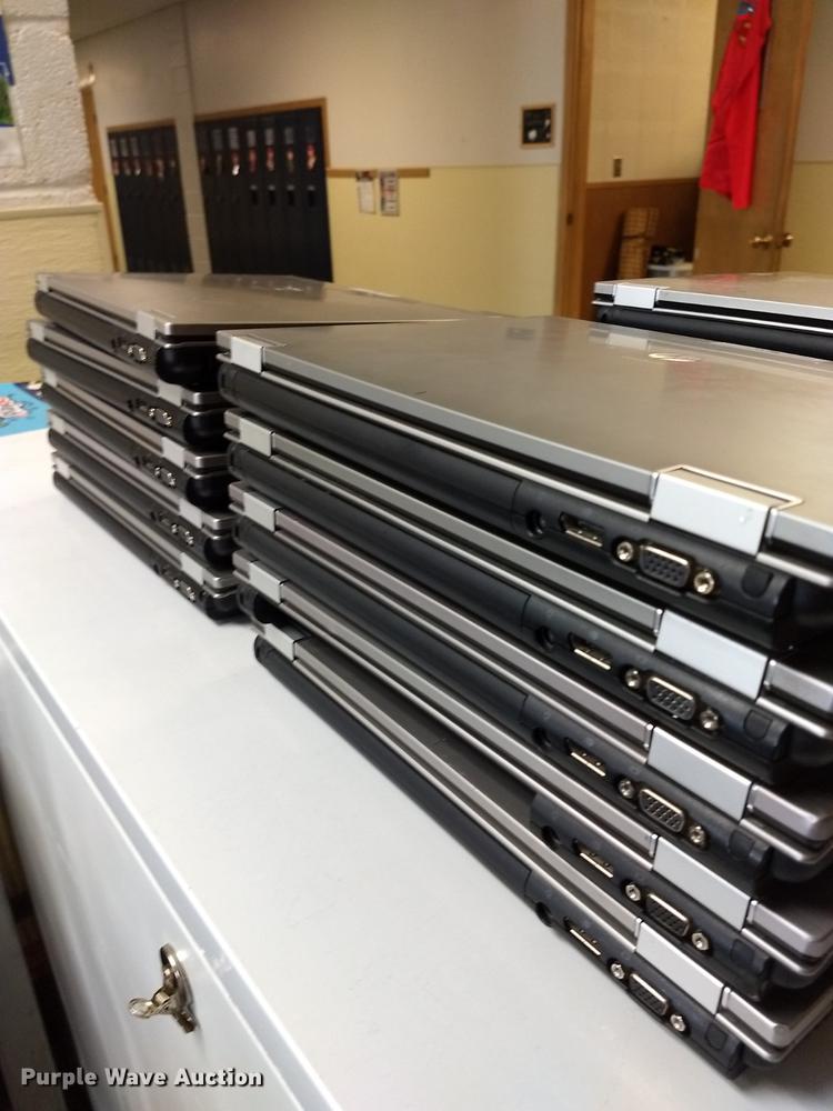 image for item DY9202 (18) HP EliteBook 8440p laptop computers