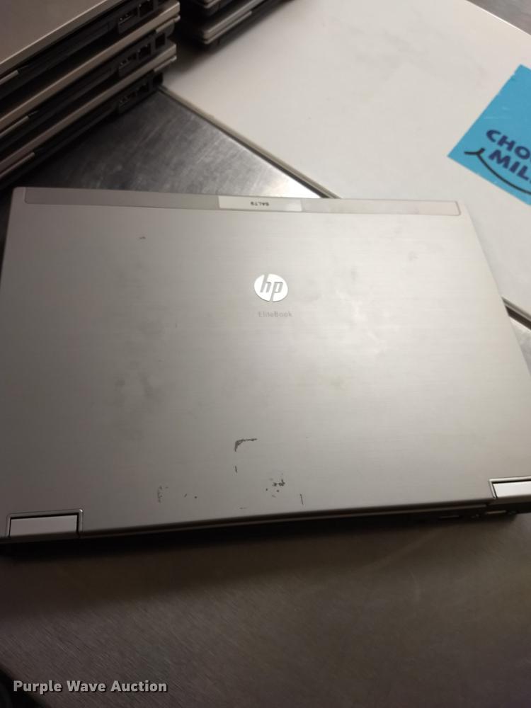 image for item DY9202 (18) HP EliteBook 8440p laptop computers