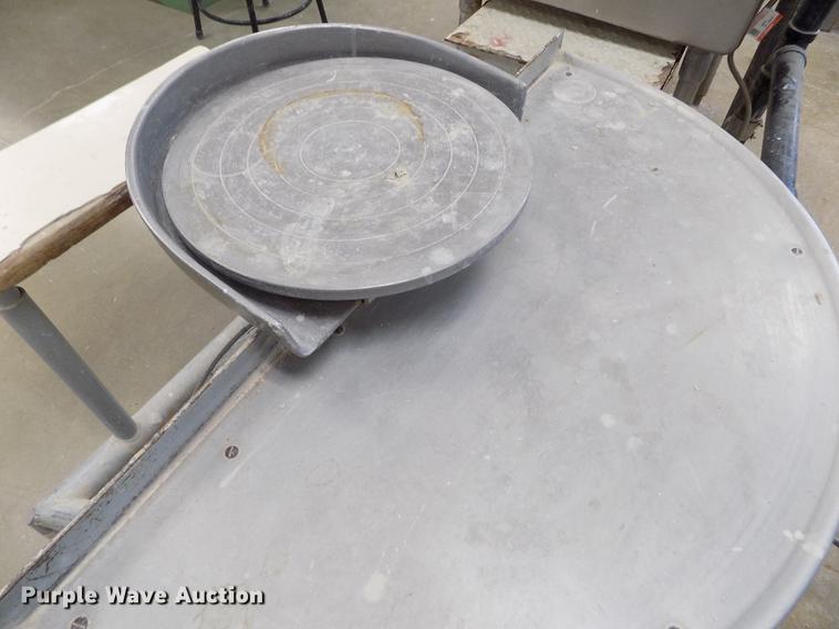 image for item DY9206 Lockerbie K kick wheel