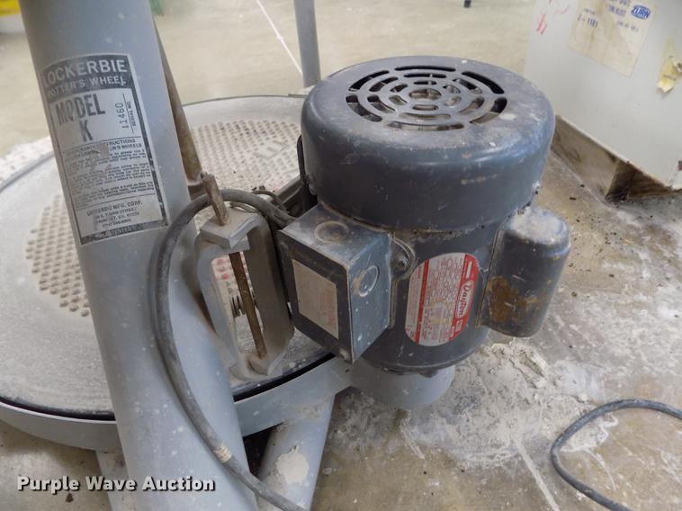 image for item DY9206 Lockerbie K kick wheel