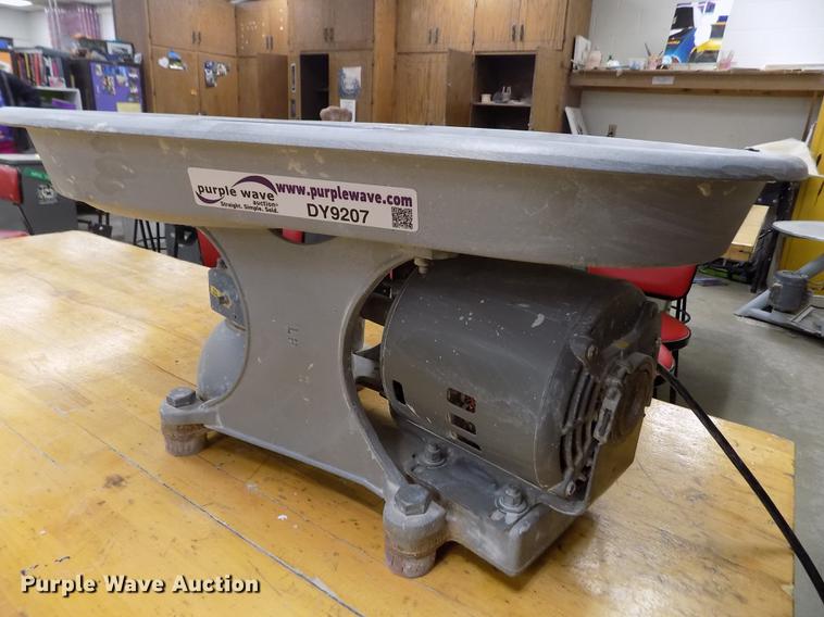 image for item DY9207 Amaco One pottery wheel