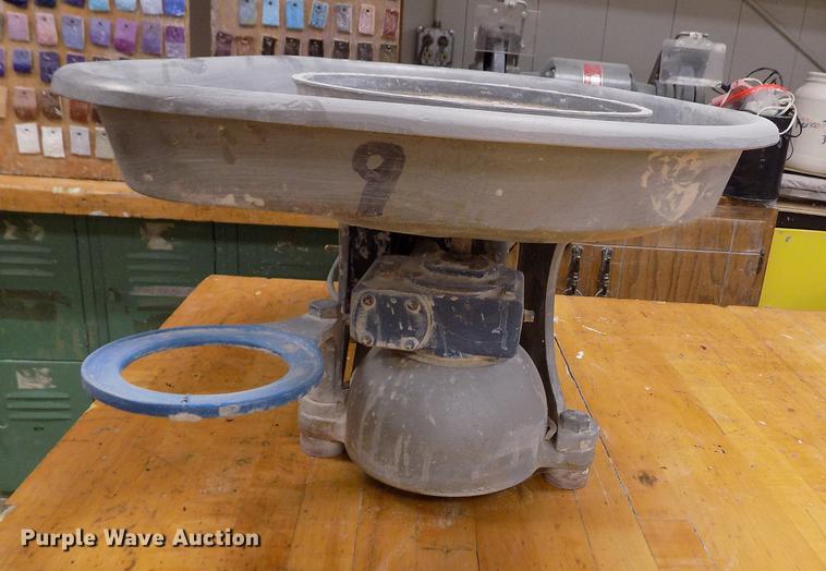 image for item DY9207 Amaco One pottery wheel