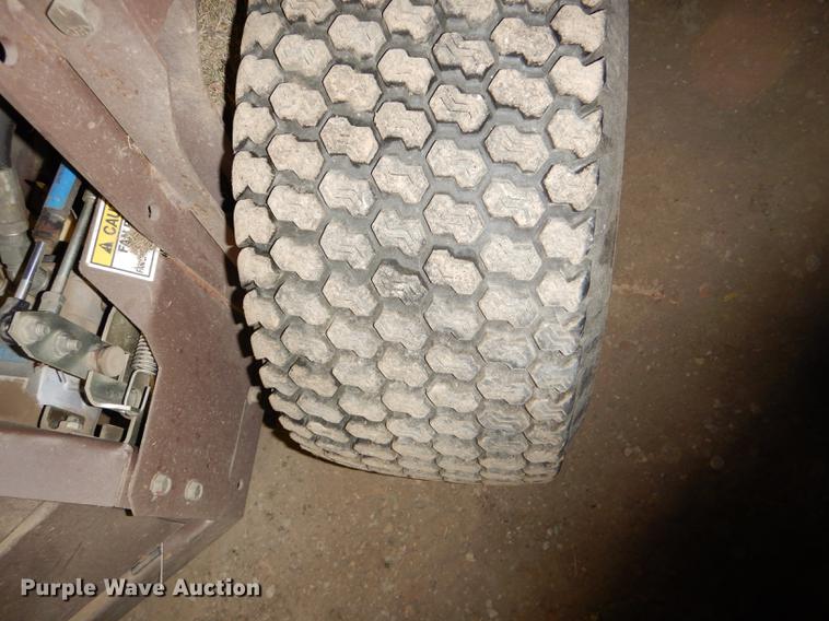 image for item EA9194 Grasshopper 223 ZTR lawn mower