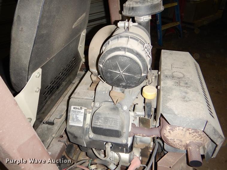 image for item EA9194 Grasshopper 223 ZTR lawn mower