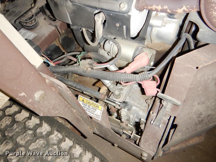 image for item EA9194 Grasshopper 223 ZTR lawn mower