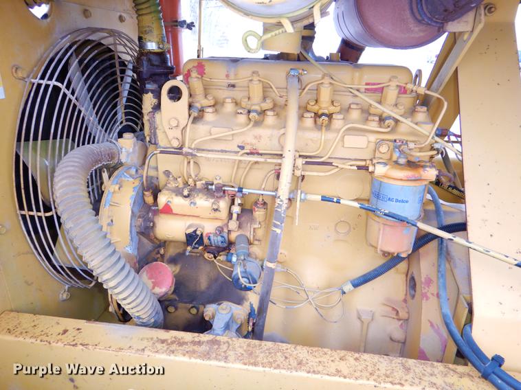 image for item EA9195 Leroi Dresser 125 air compressor