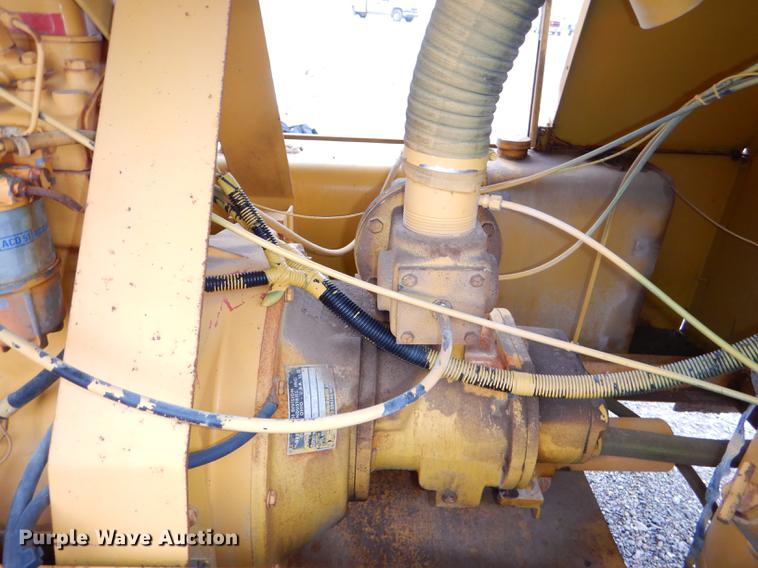 image for item EA9195 Leroi Dresser 125 air compressor