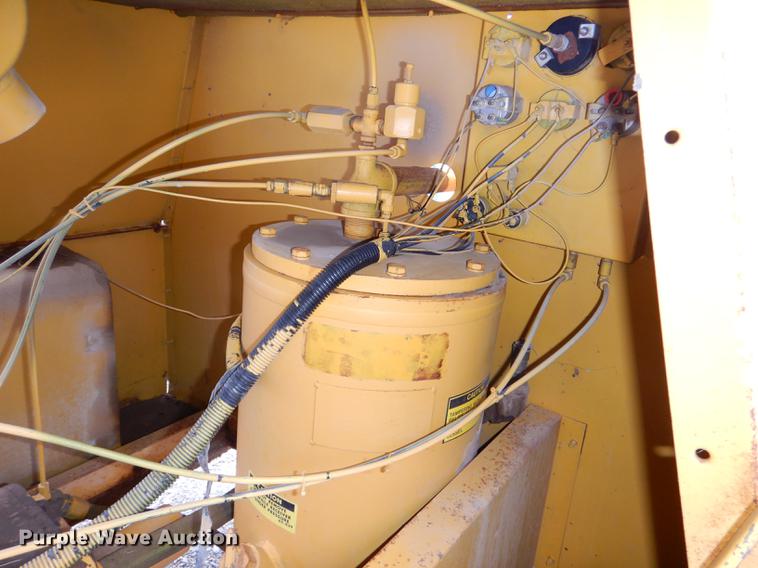 image for item EA9195 Leroi Dresser 125 air compressor