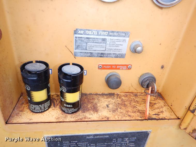 image for item EA9195 Leroi Dresser 125 air compressor