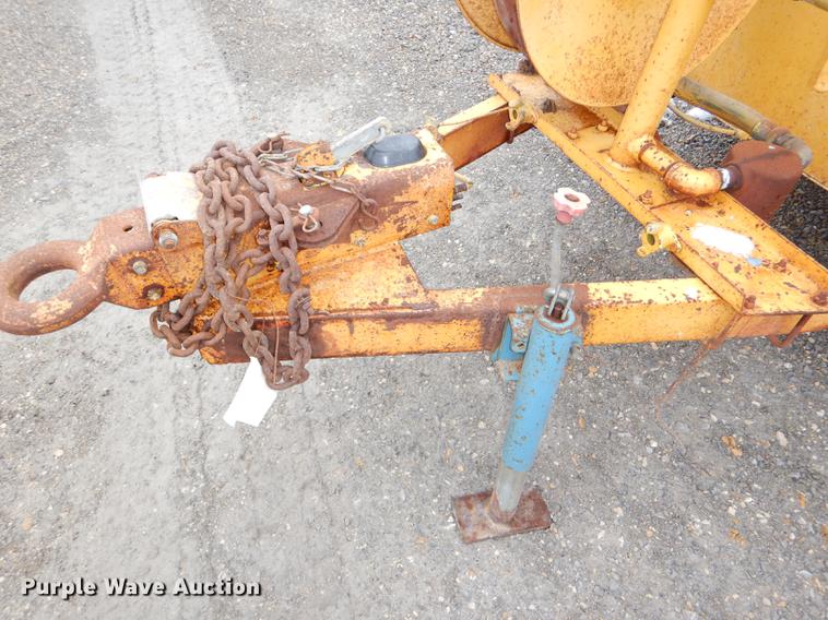 image for item EA9195 Leroi Dresser 125 air compressor