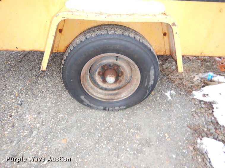 image for item EA9195 Leroi Dresser 125 air compressor