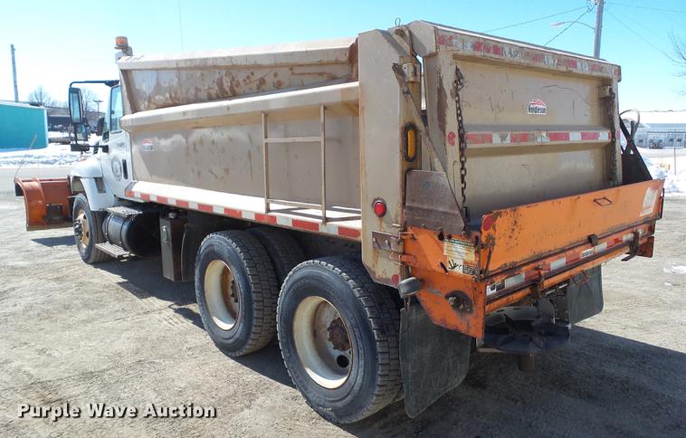 image for item EM9100 2009 International WorkStar 7400 dump truck