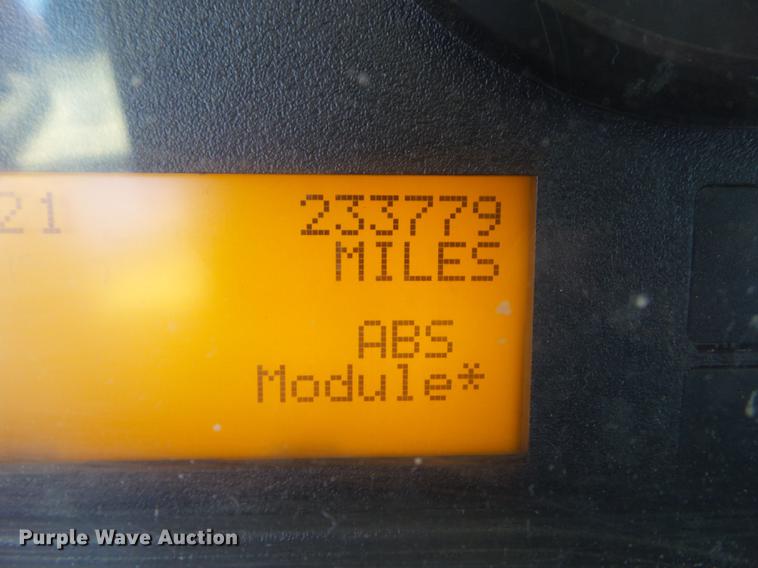 image for item EM9100 2009 International WorkStar 7400 dump truck