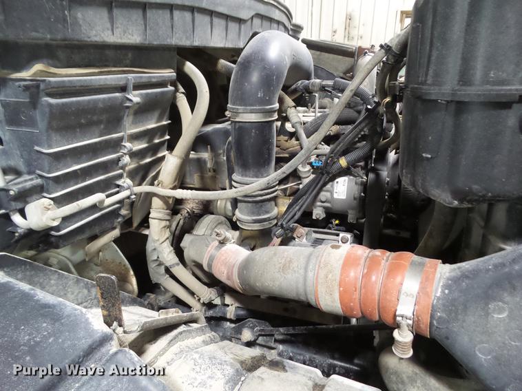 image for item EM9100 2009 International WorkStar 7400 dump truck