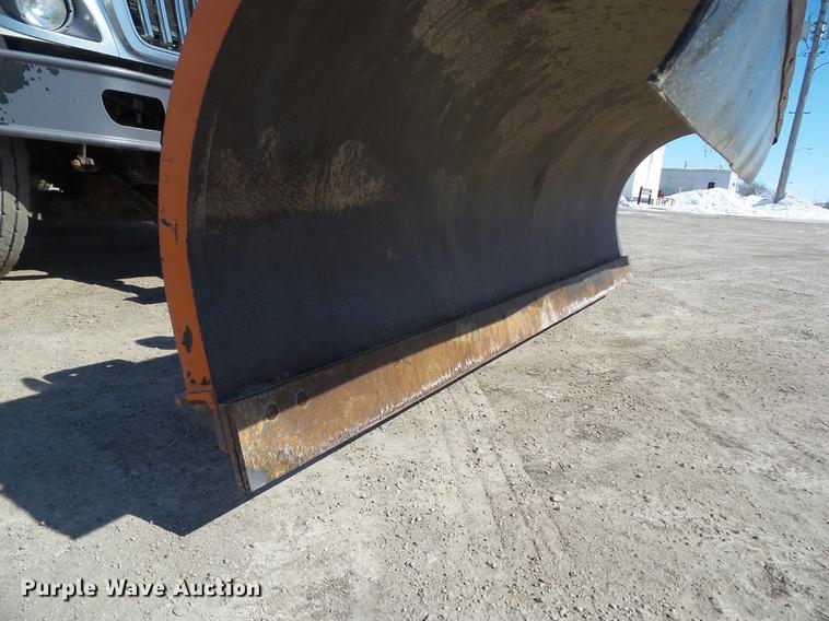 image for item EM9100 2009 International WorkStar 7400 dump truck