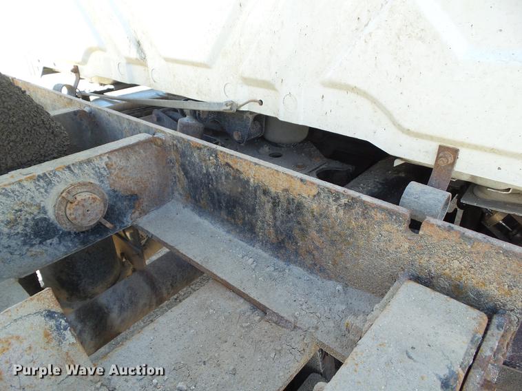 image for item EM9100 2009 International WorkStar 7400 dump truck