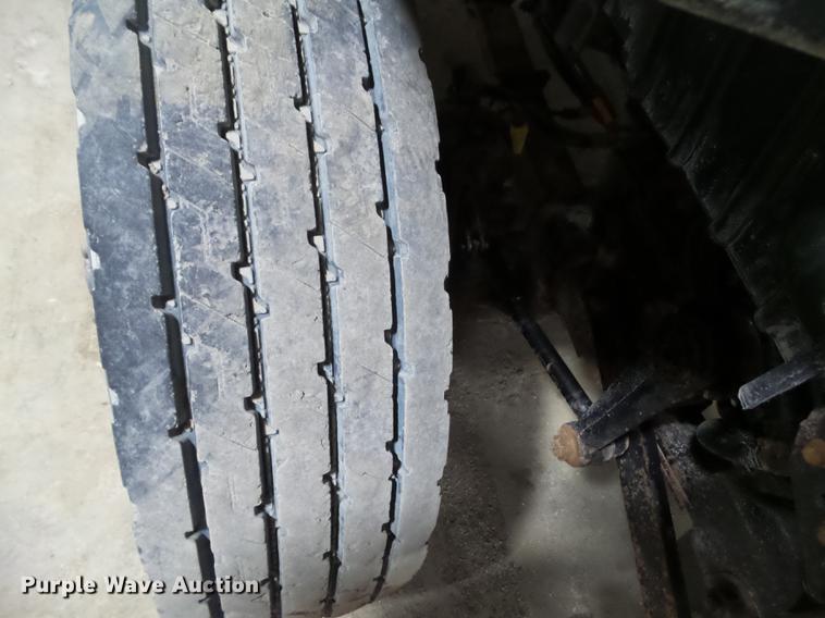 image for item EM9100 2009 International WorkStar 7400 dump truck