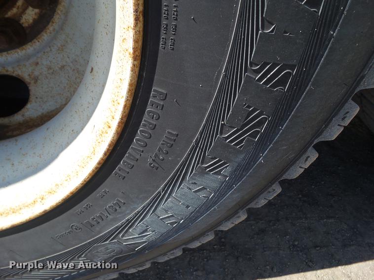 image for item EM9100 2009 International WorkStar 7400 dump truck