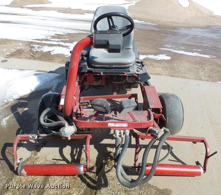 image for item EQ9052 Toro Greensmaster 3150 lawn mower