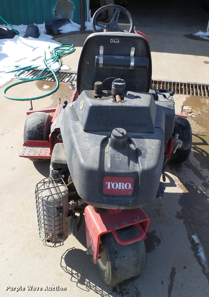 image for item EQ9052 Toro Greensmaster 3150 lawn mower