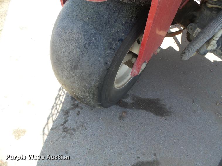 image for item EQ9052 Toro Greensmaster 3150 lawn mower