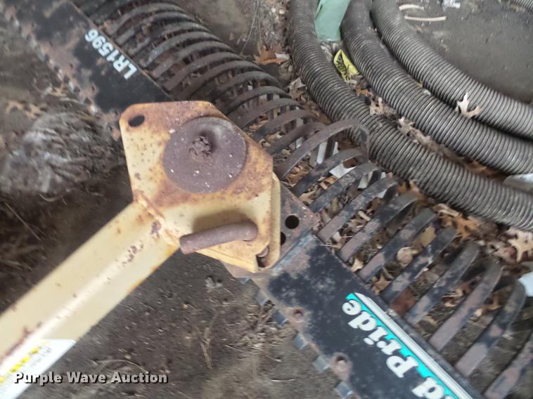 image for item ES9892 Land Pride LR1596 hay rake