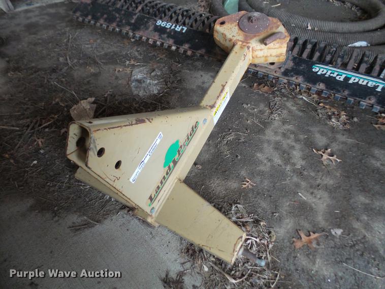 image for item ES9892 Land Pride LR1596 hay rake