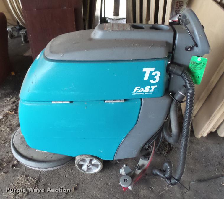 image for item ES9893 Tennant T3 floor scrubber