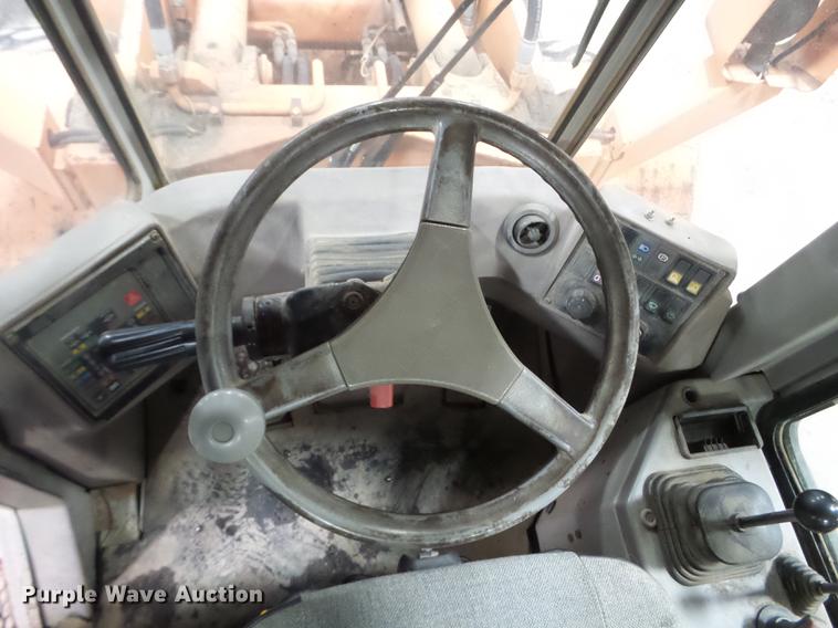 image for item EW9955 1996 Fiat-Allis FR100 wheel loader