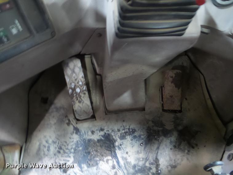 image for item EW9955 1996 Fiat-Allis FR100 wheel loader