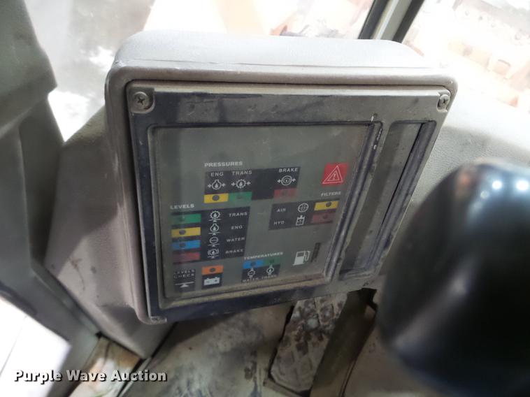 image for item EW9955 1996 Fiat-Allis FR100 wheel loader