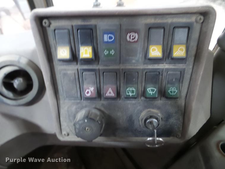 image for item EW9955 1996 Fiat-Allis FR100 wheel loader