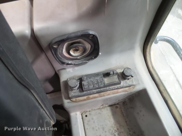 image for item EW9955 1996 Fiat-Allis FR100 wheel loader