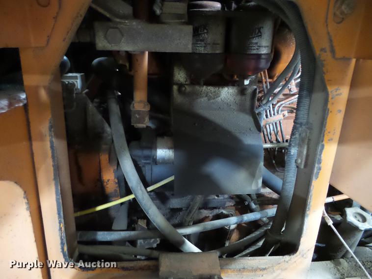 image for item EW9955 1996 Fiat-Allis FR100 wheel loader