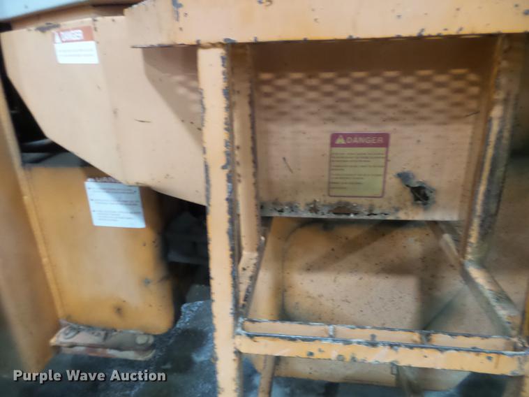 image for item EW9955 1996 Fiat-Allis FR100 wheel loader