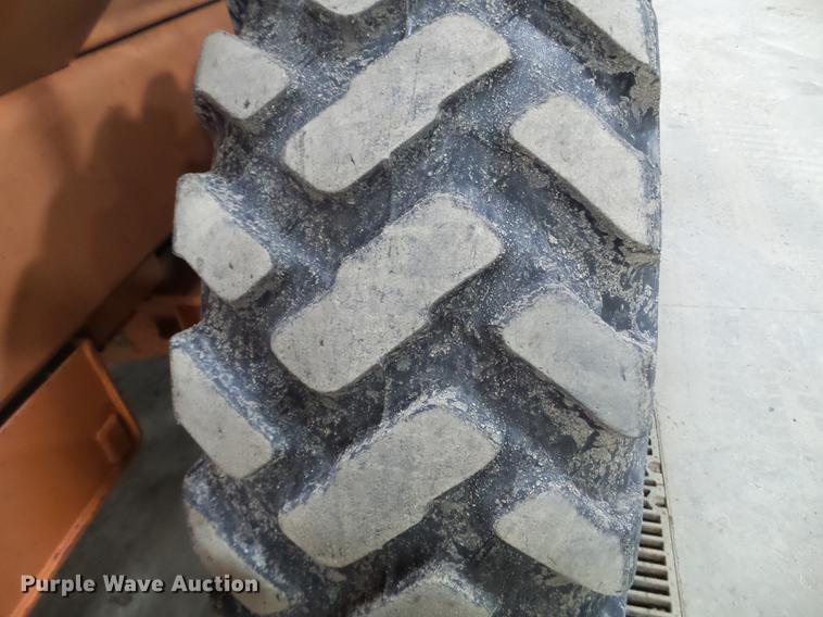 image for item EW9955 1996 Fiat-Allis FR100 wheel loader