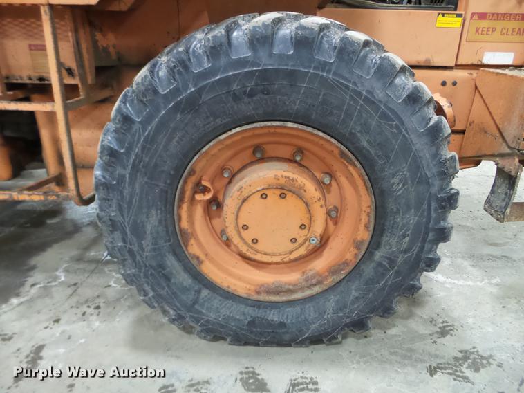 image for item EW9955 1996 Fiat-Allis FR100 wheel loader