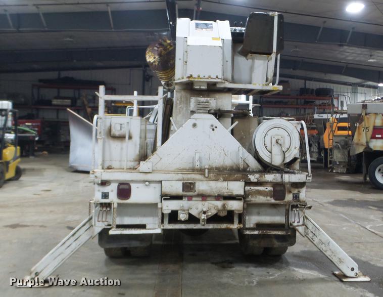 image for item EW9956 1982 Chevrolet C6500 bucket truck