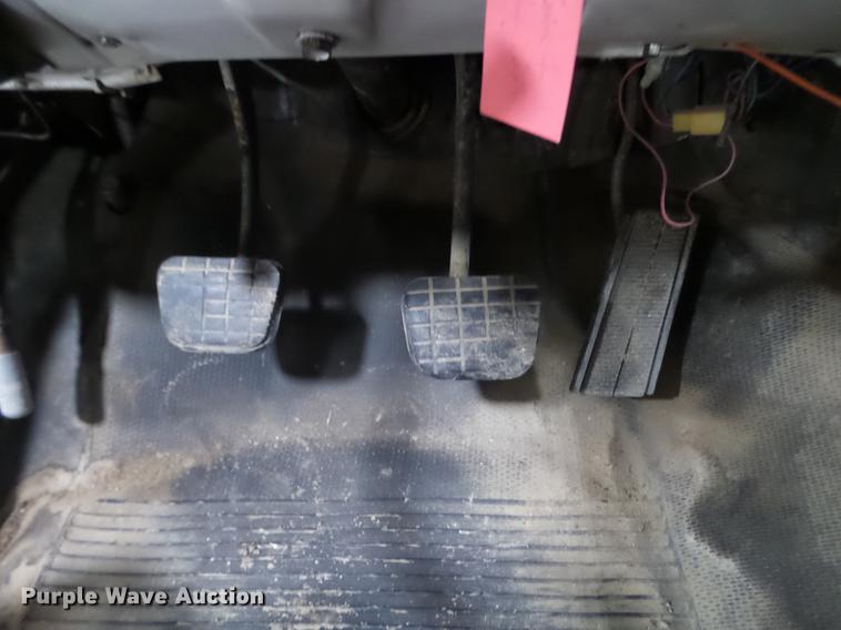 image for item EW9956 1982 Chevrolet C6500 bucket truck