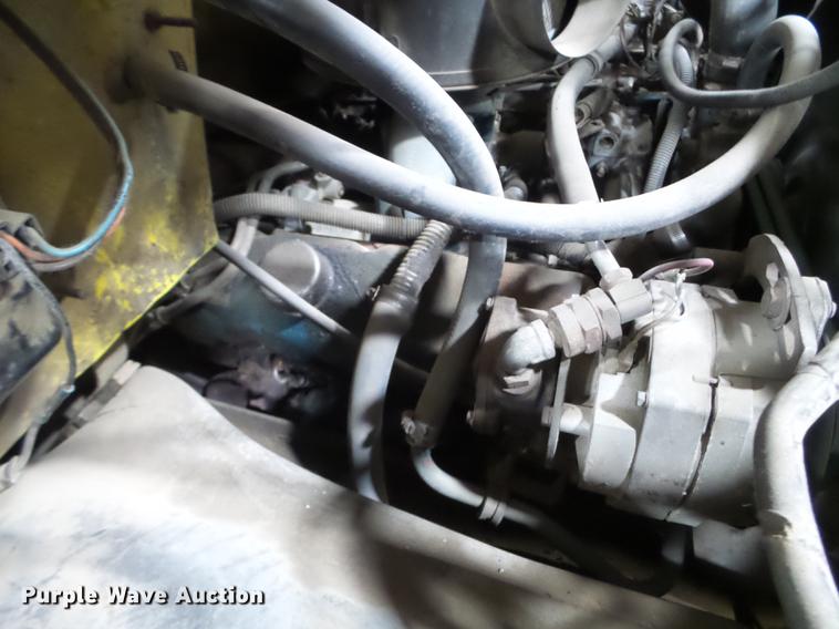 image for item EW9956 1982 Chevrolet C6500 bucket truck