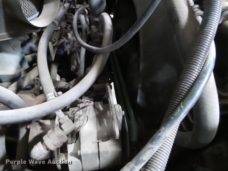 image for item EW9956 1982 Chevrolet C6500 bucket truck