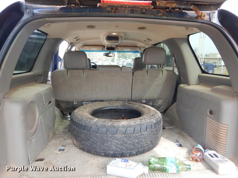 image for item EZ9792 2003 Chevrolet Tahoe SUV