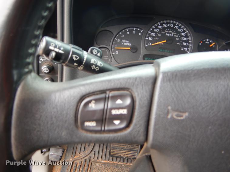 image for item EZ9792 2003 Chevrolet Tahoe SUV