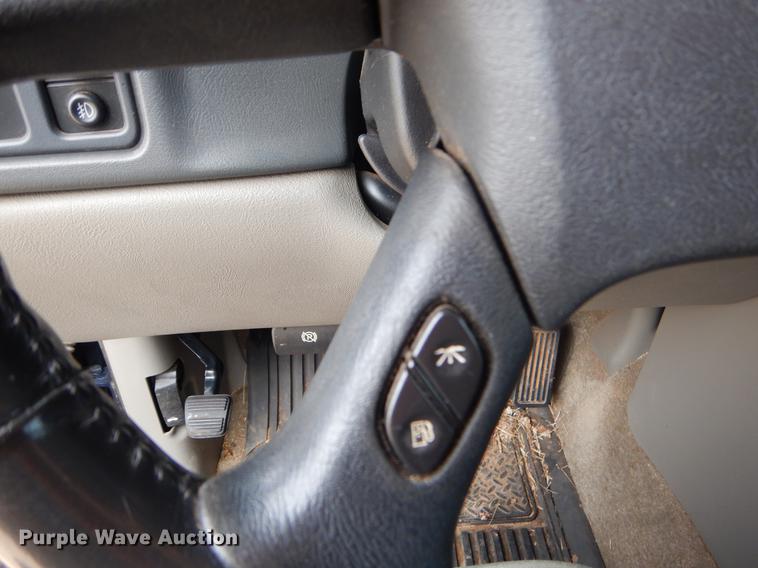 image for item EZ9792 2003 Chevrolet Tahoe SUV