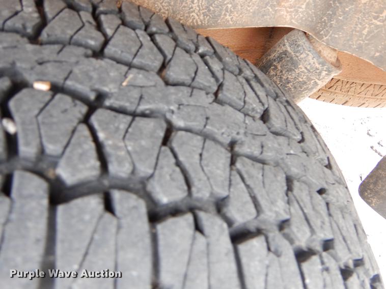 image for item EZ9792 2003 Chevrolet Tahoe SUV