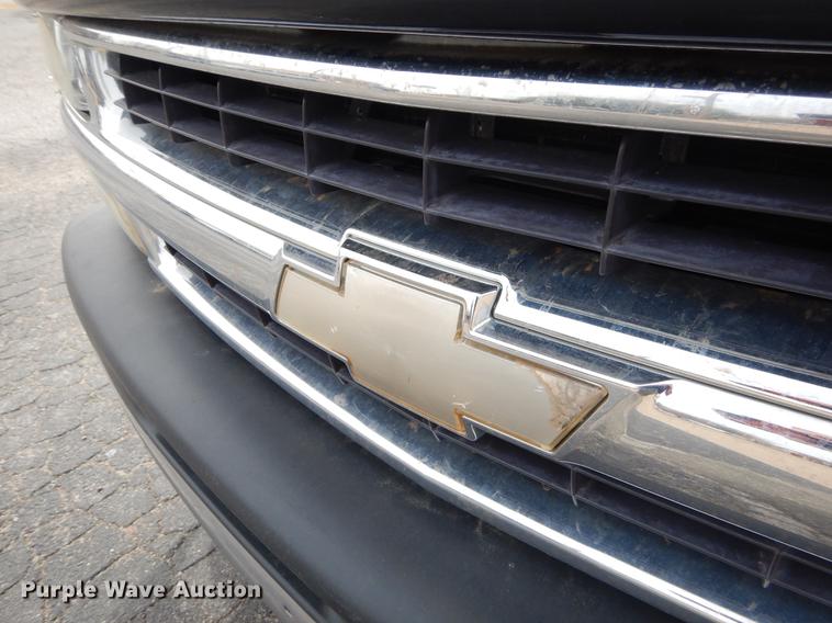 image for item EZ9792 2003 Chevrolet Tahoe SUV