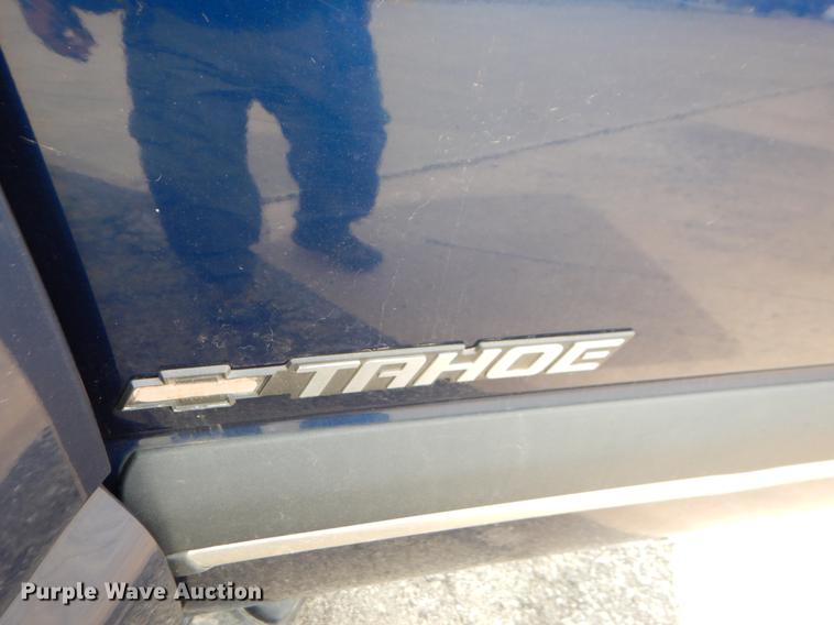 image for item EZ9792 2003 Chevrolet Tahoe SUV
